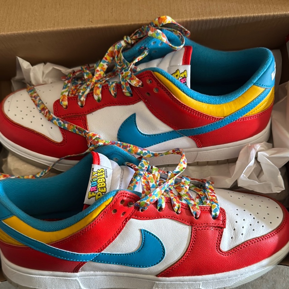 Jordan Sneakers - LeBron James x Fruity Pebbles